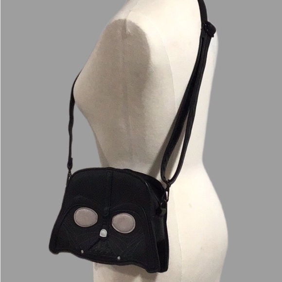 Loungefly Darth‎ Vader Funko POP Crossbody, Black - Picture 2 of 10